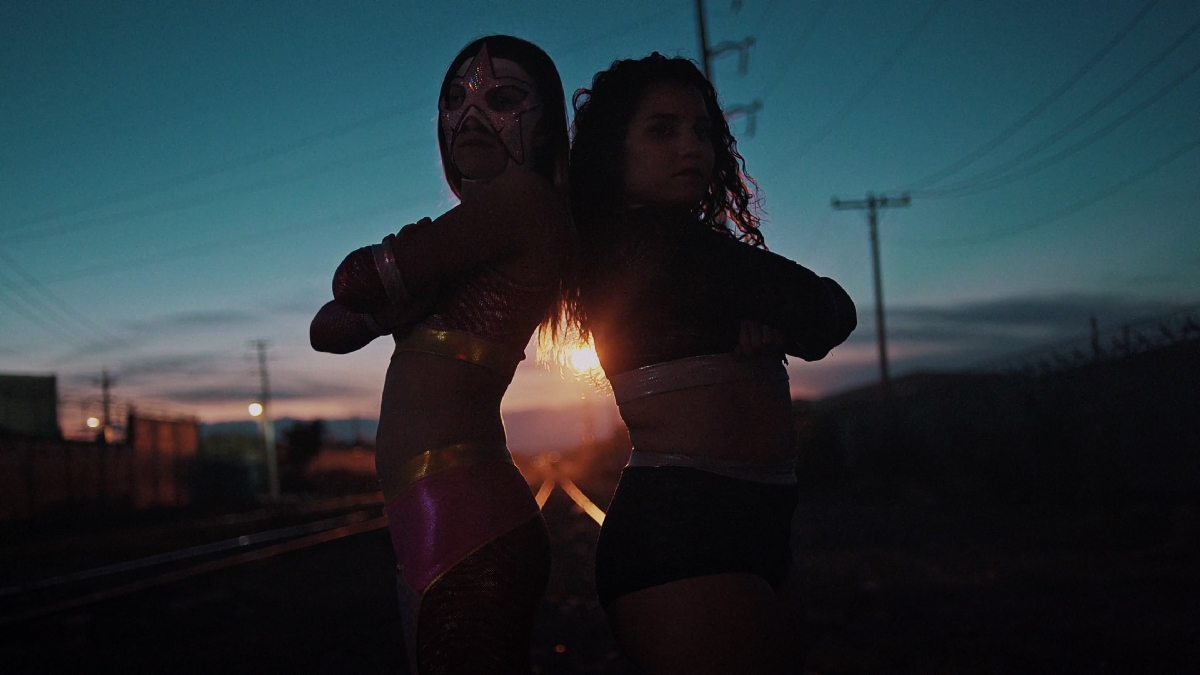 Fotograma de la película "Luchadoras" de Paola Calvo y Patrick Jasim.